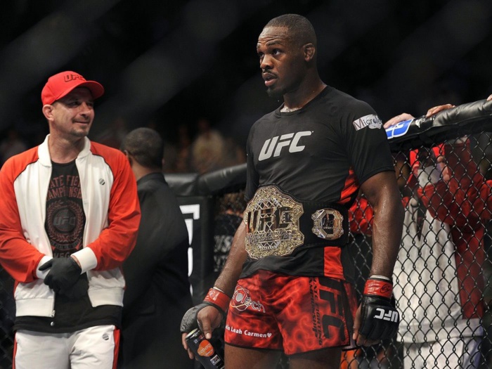 MMA : Jon Jones bat Ciryl Gane en quelques secondes et devient le champion des poids lourds de l'UFC MMA : Jon Jones bat Ciryl Gane en quelques secondes et devient le champion des poids lourds de l'UFC
