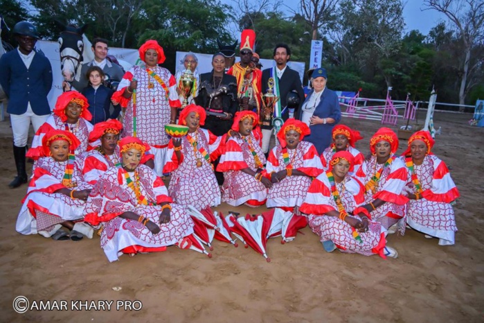 Les Images du Concours National Officiel de Sauts D ‘Obstacles . Trophée Maître Ndeye Lika Ba Les Images du Concours National Officiel de Sauts D ‘Obstacles . Trophée Maître Ndeye Lika Ba