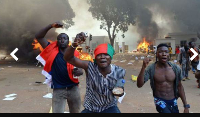 Les images des manifestations au Burkina Faso