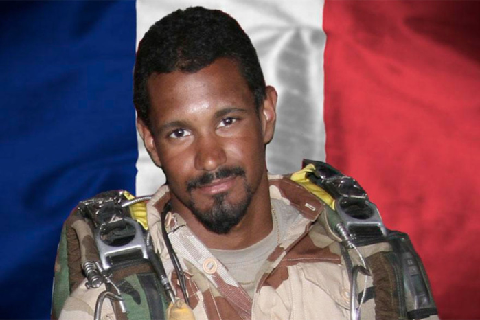 Un soldat français tué au Mali, deux  autres blessés