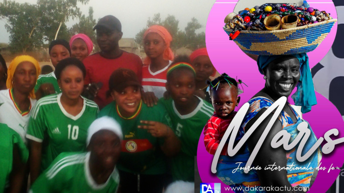 08 mars à Kolda : les femmes du jardin Abdou Diouf sensibilisent leurs consœurs à travers un match de football.