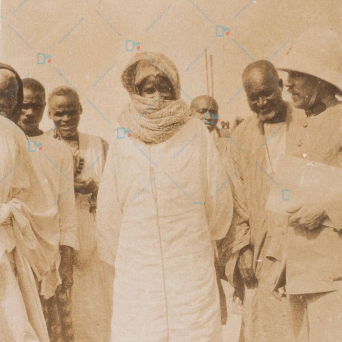 ENCHÈRES À LYON/ 06 photographies originales de Serigne Touba acquises par un Collectif composé de disciples pour un coût de 40 millions FCFA ENCHÈRES À LYON/ 06 photographies originales de Serigne Touba acquises par un Collectif composé de disciples pour un coût de 40 millions FCFA