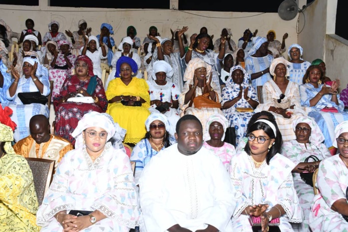 BAMBEY - Journée du 08 mars : L’ambassadeur itinérant El Hadj Dia honoré par les femmes