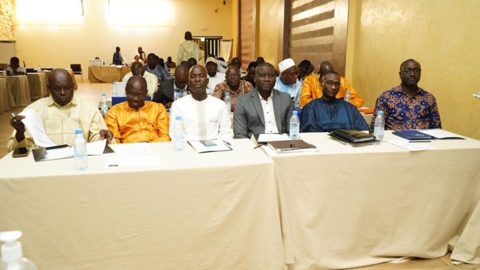 RENCONTRE AVEC LES ACTEURS DE LA PLATEFORME AÉROPORTUAIRE RENCONTRE AVEC LES ACTEURS DE LA PLATEFORME AÉROPORTUAIRE