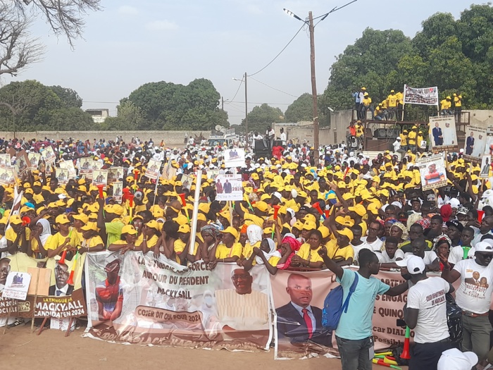 Méga-meeting à Ndiaffate : Forte mobilisation de la coalition Benno Bokk Yakaar. Méga-meeting à Ndiaffate : Forte mobilisation de la coalition Benno Bokk Yakaar.