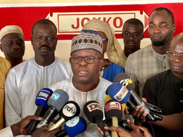 Saly / Conclave avec les artisans : Papa Amadou Ndiaye annonce un recensement numérique avec géo-localisation Saly / Conclave avec les artisans : Papa Amadou Ndiaye annonce un recensement numérique avec géo-localisation