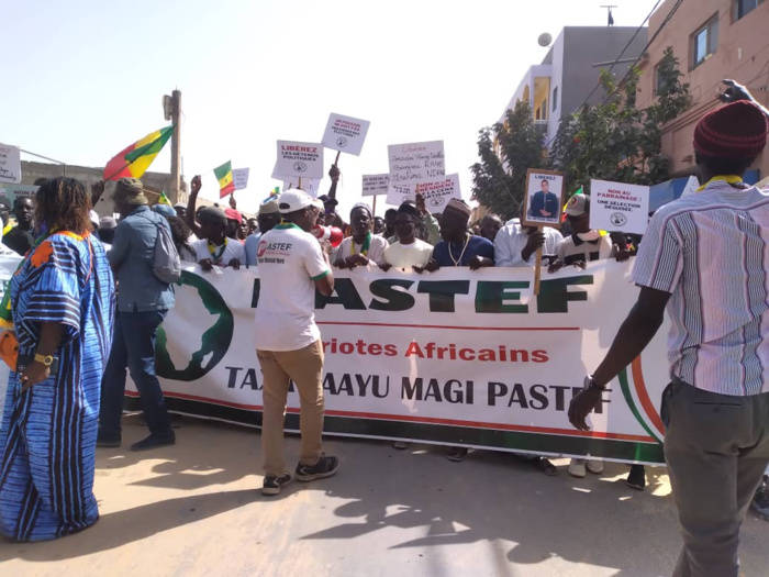 Keur Massar / Marche pacifique : Les Pastéfiens réclament la libération de leurs camarades Keur Massar / Marche pacifique : Les Pastéfiens réclament la libération de leurs camarades