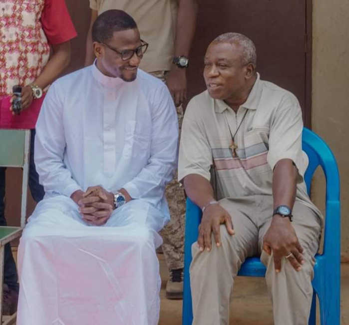 Carême : le Maire de Kédougou fait un don de sucre à la communauté catholique