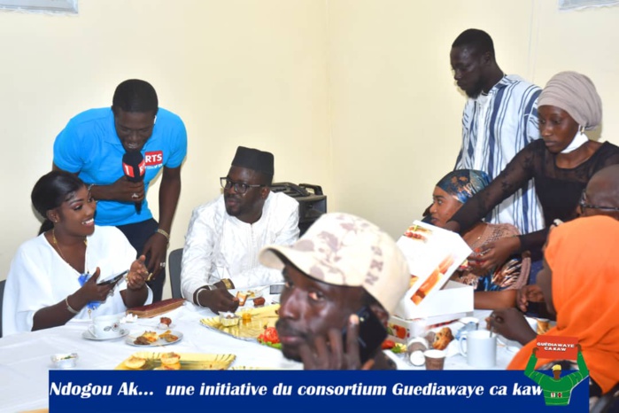 Wakhinane Nimzatt : Le maire Racine Talla initie le débat autour du développement local et de la citoyenneté des jeunes Wakhinane Nimzatt : Le maire Racine Talla initie le débat autour du développement local et de la citoyenneté des jeunes