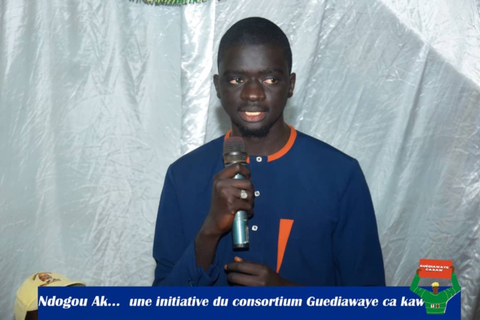 Wakhinane Nimzatt : Le maire Racine Talla initie le débat autour du développement local et de la citoyenneté des jeunes Wakhinane Nimzatt : Le maire Racine Talla initie le débat autour du développement local et de la citoyenneté des jeunes