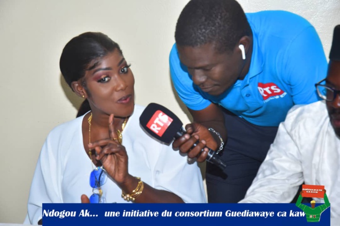 Wakhinane Nimzatt : Le maire Racine Talla initie le débat autour du développement local et de la citoyenneté des jeunes Wakhinane Nimzatt : Le maire Racine Talla initie le débat autour du développement local et de la citoyenneté des jeunes