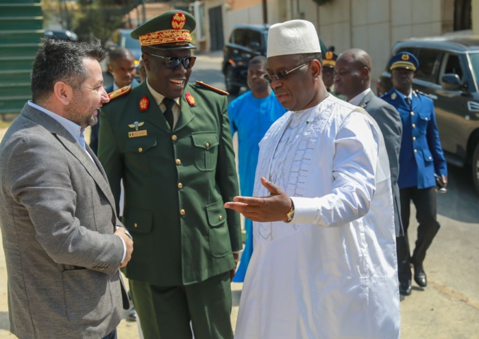 Santé: Le chef de l’Etat a effectué ce matin une visite de chantier à la future polyclinique de l’hôpital principal de Dakar Santé: Le chef de l’Etat a effectué ce matin une visite de chantier à la future polyclinique de l’hôpital principal de Dakar