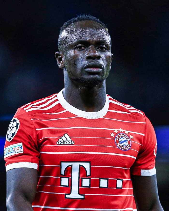 Soutien à Sadio Mané : Le groupe de supporters les « Ultras 221 » tacle le Bayern de Munich … Soutien à Sadio Mané : Le groupe de supporters les « Ultras 221 » tacle le Bayern de Munich …