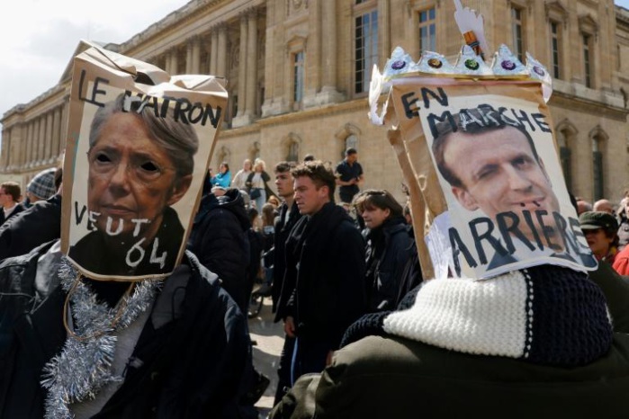 Retraites: promulgation éclair par Macron, pressé de passer à la suite Retraites: promulgation éclair par Macron, pressé de passer à la suite
