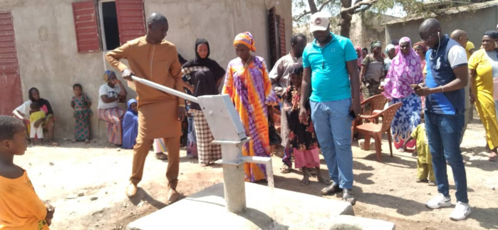 Kédougou/Hydraulique : La mairie satisfait une vieille doléance des populations de Ndiormi avec un forage financé à hauteur de 02 millions. Kédougou/Hydraulique : La mairie satisfait une vieille doléance des populations de Ndiormi avec un forage financé à hauteur de 02 millions.