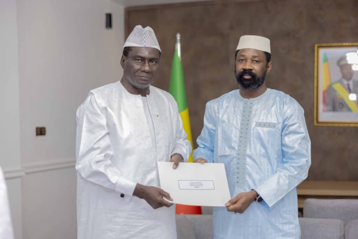 Condoléances : Le Président Macky Sall dépêche une délégation auprès de Assimi Goïta 