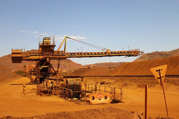 Exploitation minière au Sénégal: 15 sociétés déclarantes, plus de 409 milliards FCFA en paiements de projets et d’identité selon un rapport de NRGI. Exploitation minière au Sénégal: 15 sociétés déclarantes, plus de 409 milliards FCFA en paiements de projets et d’identité selon un rapport de NRGI.