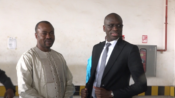 Autosuffisance en Viande : Le député et président de l'Union nationale des organisations d'éleveurs du Sénégal, Harona Gallo Bâ réceptionne 300 boeufs de race Guzera Autosuffisance en Viande : Le député et président de l'Union nationale des organisations d'éleveurs du Sénégal, Harona Gallo Bâ réceptionne 300 boeufs de race Guzera