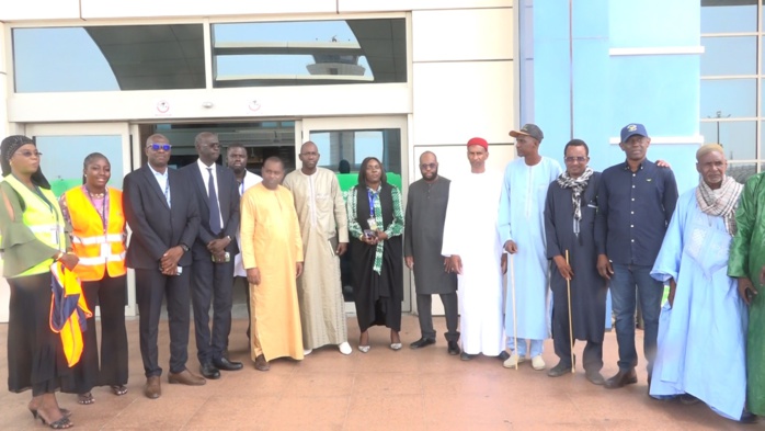 Autosuffisance en Viande : Le député et président de l'Union nationale des organisations d'éleveurs du Sénégal, Harona Gallo Bâ réceptionne 300 boeufs de race Guzera Autosuffisance en Viande : Le député et président de l'Union nationale des organisations d'éleveurs du Sénégal, Harona Gallo Bâ réceptionne 300 boeufs de race Guzera