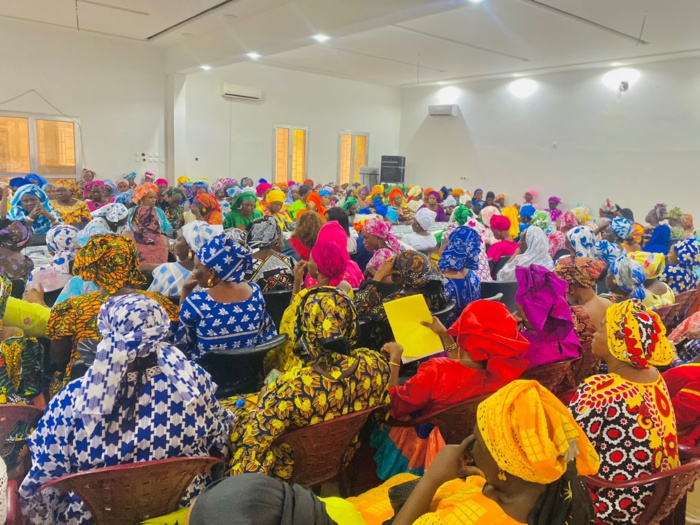 Kaolack/ Pour la réélection de Macky Sall: Astou Ndiaye et le pôle des femmes de Bby mobilisent plus de 300 grands électeurs de la région. Kaolack/ Pour la réélection de Macky Sall: Astou Ndiaye et le pôle des femmes de Bby mobilisent plus de 300 grands électeurs de la région.