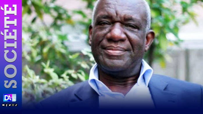 Élu à la tête du Groupe des Sages de AfricanUnion: Le président Macky Sall félicite le professeur Babacar Kanté. Élu à la tête du Groupe des Sages de AfricanUnion: Le président Macky Sall félicite le professeur Babacar Kanté.