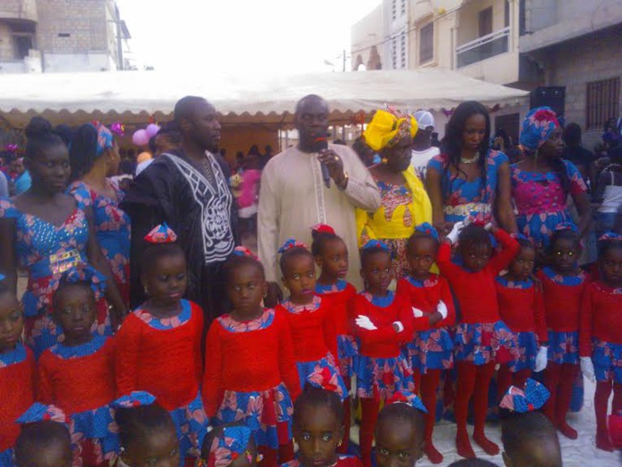 Noël 2014 : un centre de prise en charge des enfants reçoit des cadeaux de Gackou