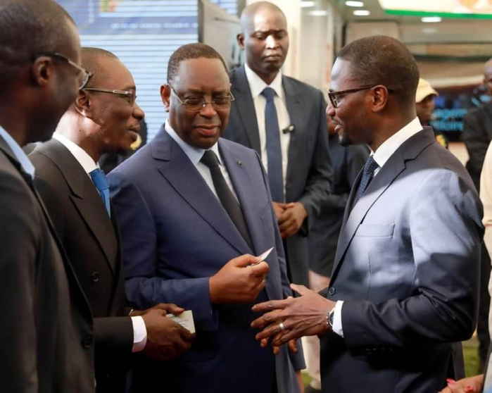 Semaine du numérique : Ousmane Sylla a présenté au chef de l’État les grandes réalisations sur la modernisation de Dakar Dem Dikk.