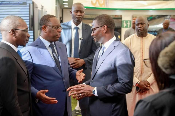 Semaine du numérique : Ousmane Sylla a présenté au chef de l’État les grandes réalisations sur la modernisation de Dakar Dem Dikk. Semaine du numérique : Ousmane Sylla a présenté au chef de l’État les grandes réalisations sur la modernisation de Dakar Dem Dikk.