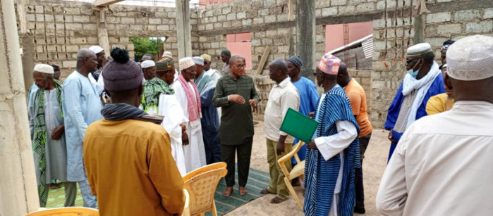 Kédougou / Religion : Ousmane Sylla, DG DDD accompagne la construction de la mosquée de Pasteur Butler Kédougou / Religion : Ousmane Sylla, DG DDD accompagne la construction de la mosquée de Pasteur Butler