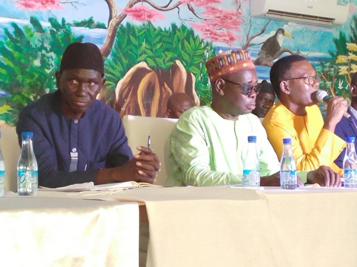 Kaolack : Création d’un nouveau cadre derrière Pape D. Bitèye pour une unité d’action au sein de la majorité présidentielle. Kaolack : Création d’un nouveau cadre derrière Pape D. Bitèye pour une unité d’action au sein de la majorité présidentielle.