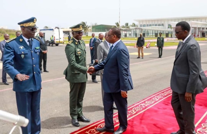 Nigeria : Le chef de l’État, Macky Sall, va assister ce lundi à l'investiture du président élu nigérian, Asiwaju Bola Ahmed Tinubu. Nigeria : Le chef de l’État, Macky Sall, va assister ce lundi à l'investiture du président élu nigérian, Asiwaju Bola Ahmed Tinubu.