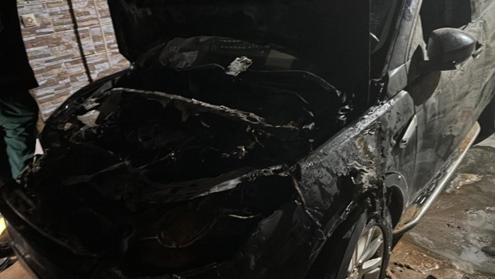 Sacré-Cœur : La voiture de l’ancien député Zator Mbaye, calcinée