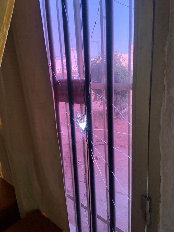 Violences politiques : La permanence du parti PRP de Déthié Fall saccagée par des personnes non encore identifiées. Violences politiques : La permanence du parti PRP de Déthié Fall saccagée par des personnes non encore identifiées.