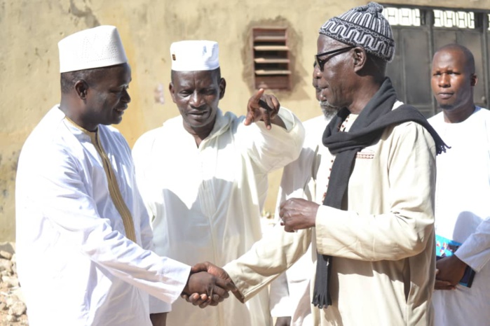 Alioune Sarr (CAP2024) lance un appel au calme et invite le Président Macky à s'éloigner des extrémismes de tous bords et de s'adresser à la nation Alioune Sarr (CAP2024) lance un appel au calme et invite le Président Macky à s'éloigner des extrémismes de tous bords et de s'adresser à la nation
