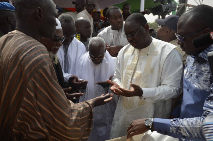 ​Pose de la première pierre de "Ila'a Touba " - Macky reformule sa demande de prières adressée au Khalife pour un second mandat