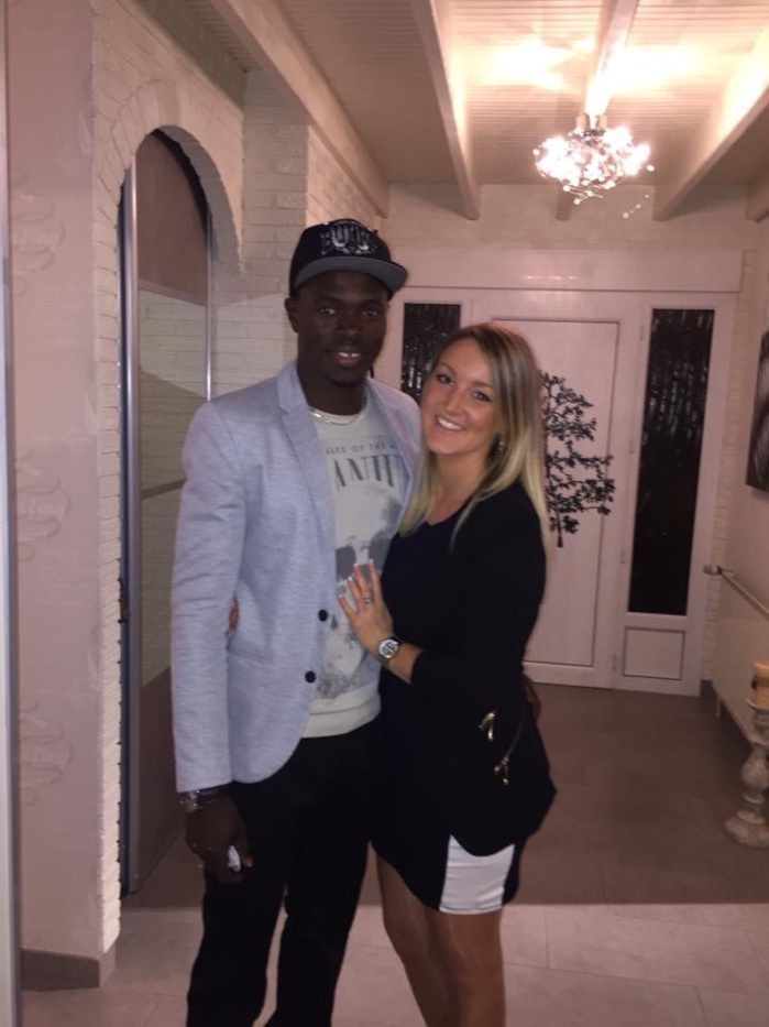 Arrêt sur image!   Zargo Touré international Sénégalais évoluant au Havre avec sa dulcinée Florine Duquénoy
