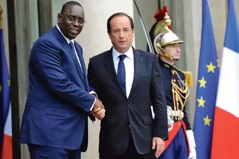 Déplacement de Macky Sall à Paris :  80% des sénégalais sur les réseaux sociaux ne sont pas d’accord
