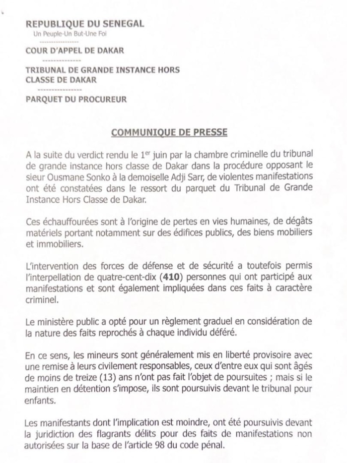 Violences à Dakar/ 410 personnes interpellées lors des manifestations: Le procureur de la République requiert l'ouverture d'une information judiciaire. Violences à Dakar/ 410 personnes interpellées lors des manifestations: Le procureur de la République requiert l'ouverture d'une information judiciaire.