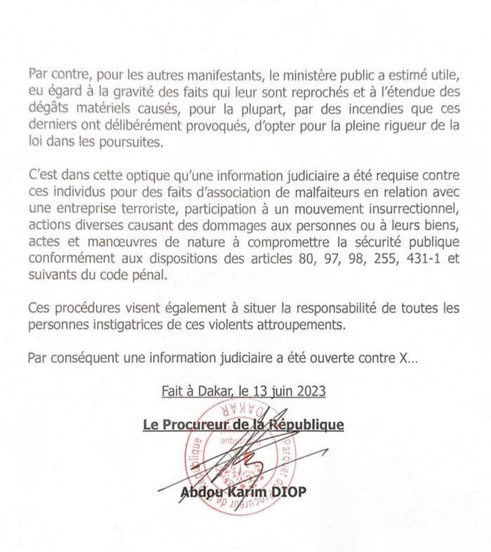 Violences à Dakar/ 410 personnes interpellées lors des manifestations: Le procureur de la République requiert l'ouverture d'une information judiciaire. Violences à Dakar/ 410 personnes interpellées lors des manifestations: Le procureur de la République requiert l'ouverture d'une information judiciaire.