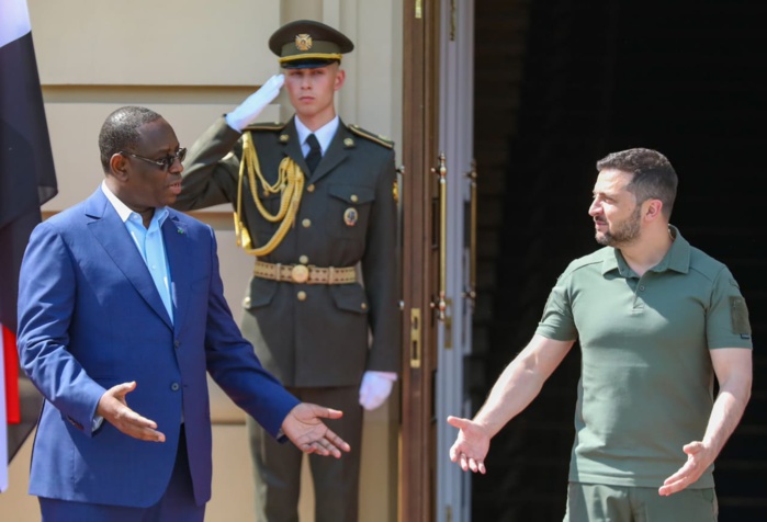 Retour d'une paix durable en Ukraine : le président Macky Sall remercie son homologue Ukrainien Zelensky pour son accueil et réitère la disponibilité du Sénégal.
