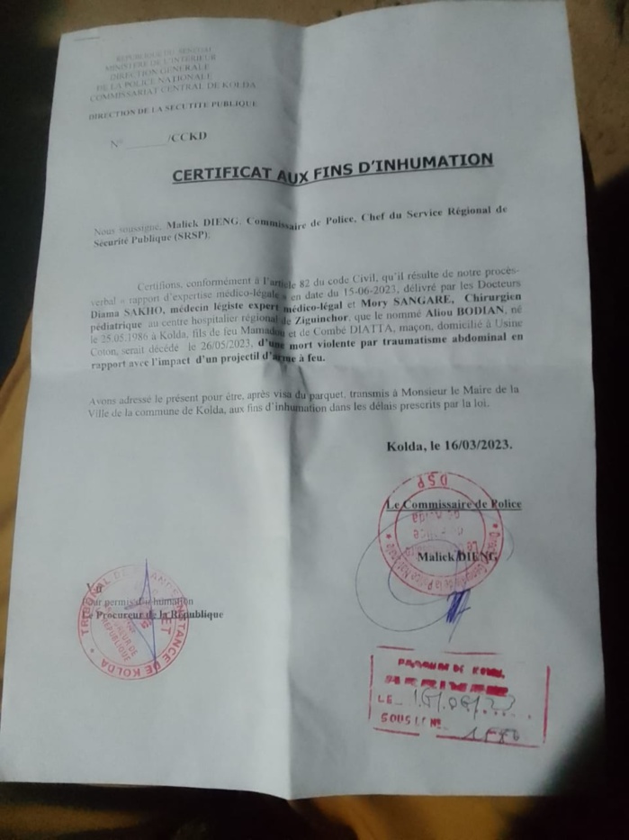 KOLDA : l'autopsie d'Aliou Bodiang révèle "une mort violente par traumatisme abdominal..." KOLDA : l'autopsie d'Aliou Bodiang révèle "une mort violente par traumatisme abdominal..."