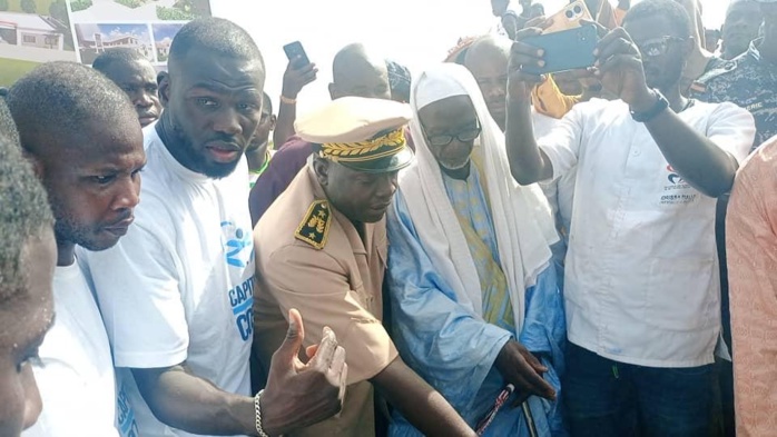 Construction d’un centre médical dans le village natal de ses parents : Kalidou Koulibaly va débloquer plus de 65 millions de FCFA ! Construction d’un centre médical dans le village natal de ses parents : Kalidou Koulibaly va débloquer plus de 65 millions de FCFA !