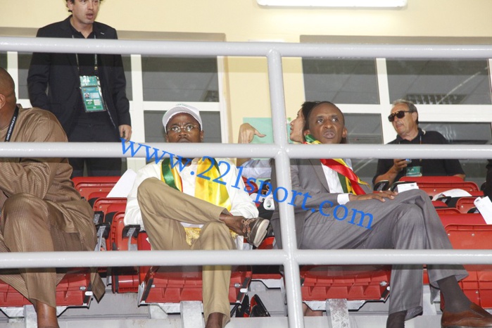 Les autorités sénégalaises dans les loges du stade du Mongomo