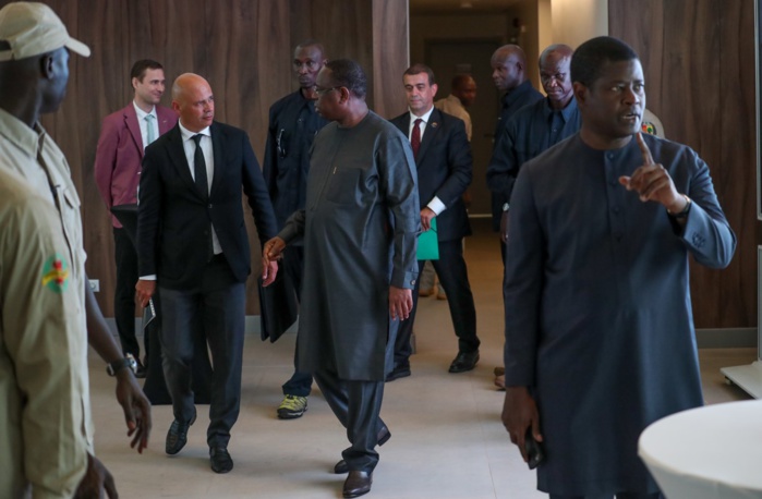 Cérémonie de réception du Terminus de la gare TER-AIBD: " De 15 trains à la première phase..., nous passerons à 22 trains dans la 2e phase...Notre ambition, c’est que le TER aille encore plus loin pour desservir d’autres localités"( Macky Sall) Cérémonie de réception du Terminus de la gare TER-AIBD: " De 15 trains à la première phase..., nous passerons à 22 trains dans la 2e phase...Notre ambition, c’est que le TER aille encore plus loin pour desservir d’autres localités"( Macky Sall)