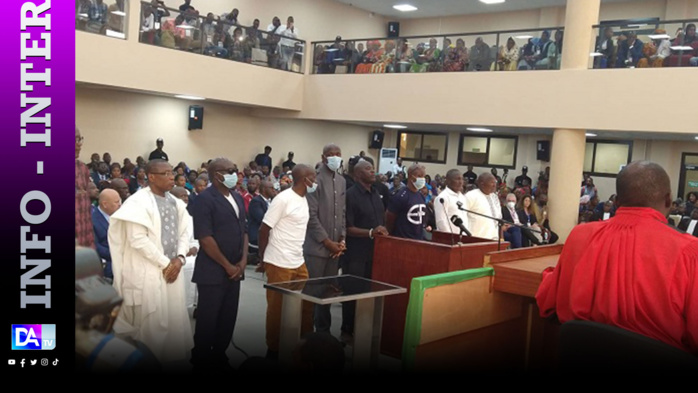 Guinée: le procès de l'ex-dictateur Dadis Camara a repris après plus d'un mois de suspension Guinée: le procès de l'ex-dictateur Dadis Camara a repris après plus d'un mois de suspension