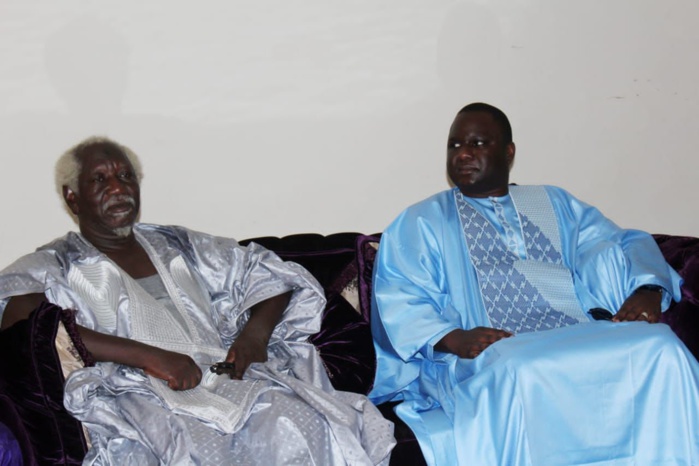 Ndiassane : Déthié Fall a présenté ses condoléances Ndiassane : Déthié Fall a présenté ses condoléances