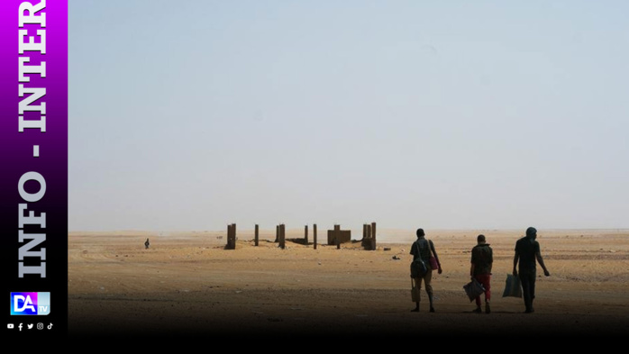 Libye: des migrants secourus en plein désert à la frontière avec la Tunisie Libye: des migrants secourus en plein désert à la frontière avec la Tunisie