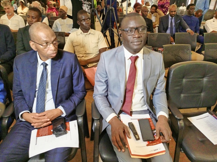 Mbour / Cérémonie de remise des diplômes des lauréats de la 12e promotion de l'AIMS : "Comment peut-on comprendre sur 75.000 bacheliers qu'il y ait moins de 10% de bacheliers en maths, en S1 et en S2?" (Dr Serigne Guèye Diop, chercheur) Mbour / Cérémonie de remise des diplômes des lauréats de la 12e promotion de l'AIMS : "Comment peut-on comprendre sur 75.000 bacheliers qu'il y ait moins de 10% de bacheliers en maths, en S1 et en S2?" (Dr Serigne Guèye Diop, chercheur)