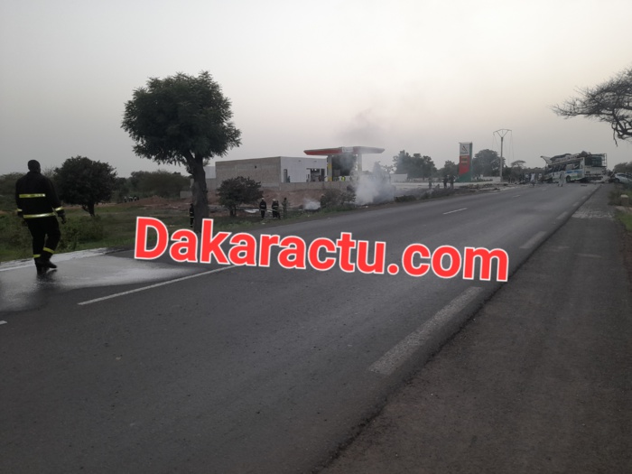 Accident à Gandiaye: 28 victimes dénombrées dont 2 morts et 5 blessés graves( Bilan provisoire). Accident à Gandiaye: 28 victimes dénombrées dont 2 morts et 5 blessés graves( Bilan provisoire).