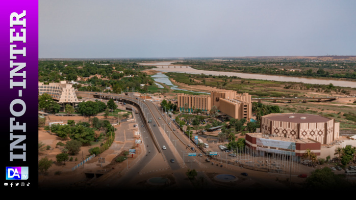 Le Niger ferme son espace aérien "face à la menace d'intervention qui se précise" (auteurs du coup d'Etat)